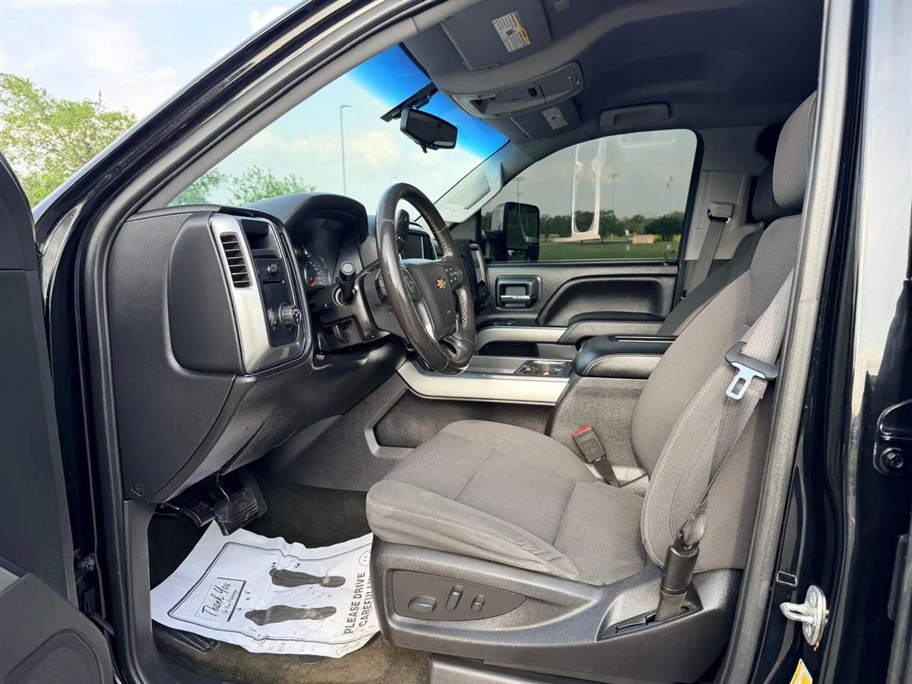 Chevrolet Silverado 1500  2018