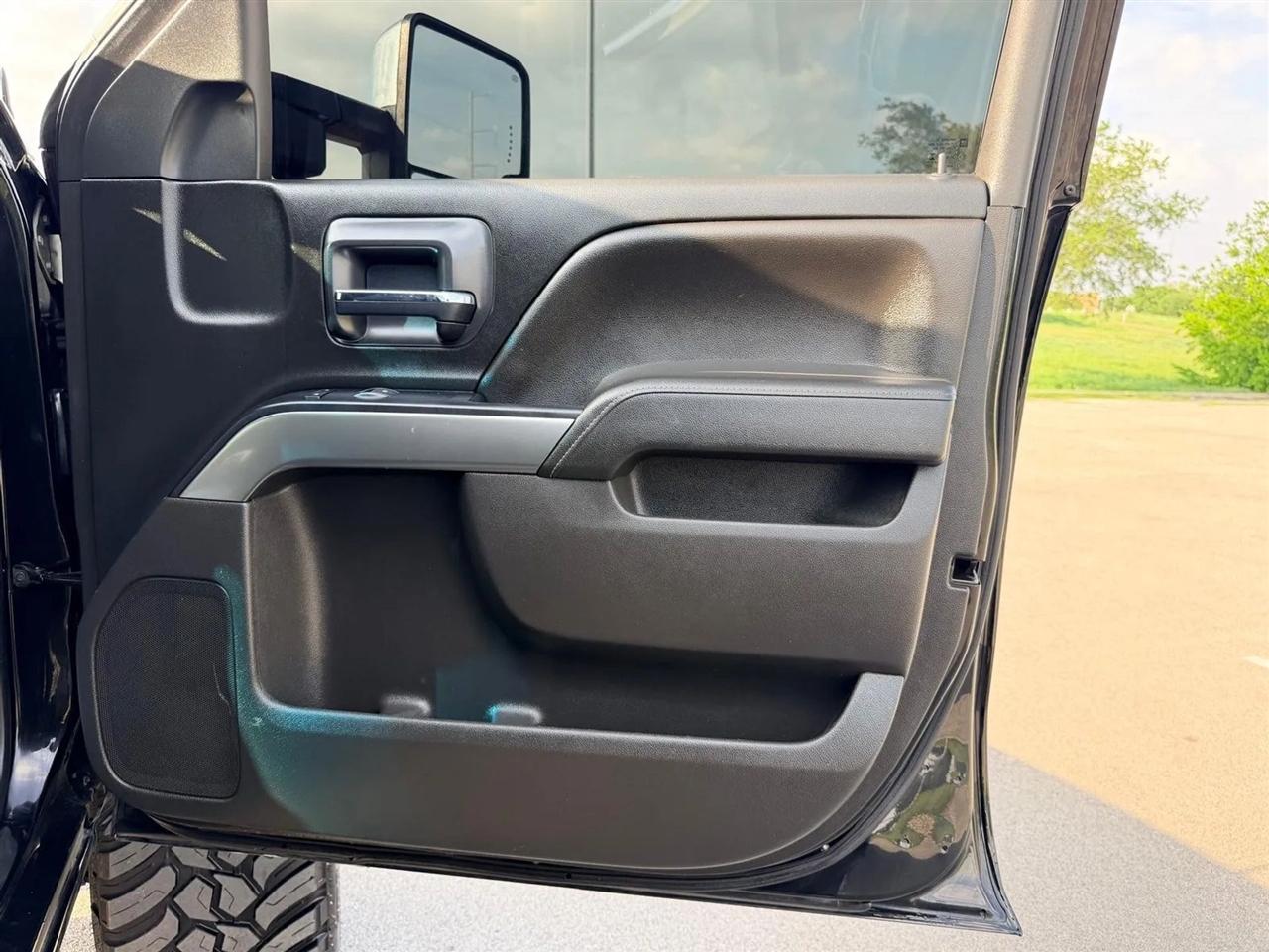 Chevrolet Silverado 1500  2018