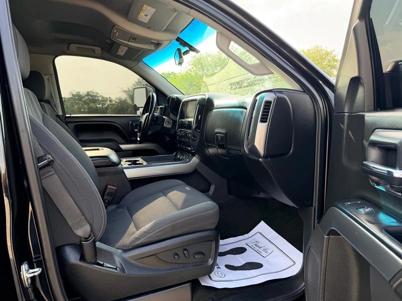 Chevrolet Silverado 1500  2018