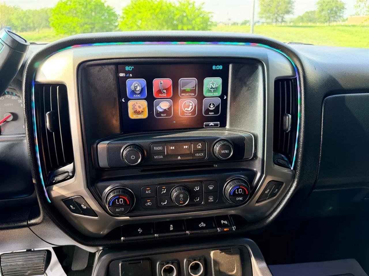 Chevrolet Silverado 1500  2018
