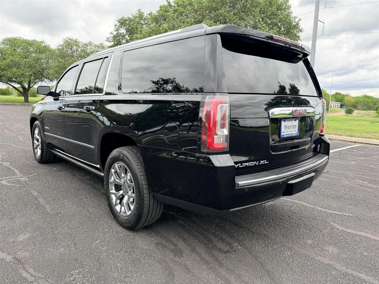 GMC Yukon XL  2018
