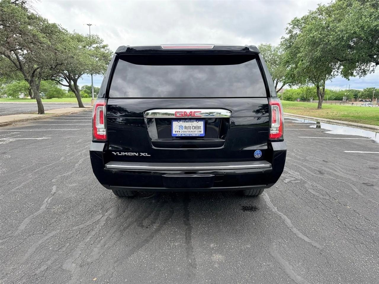 GMC Yukon XL  2018