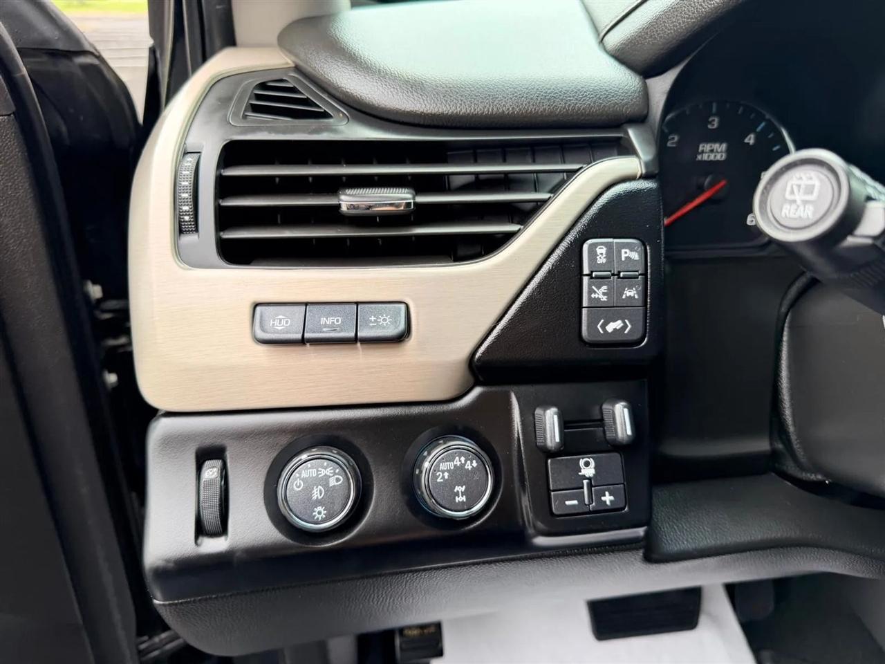 GMC Yukon XL  2018