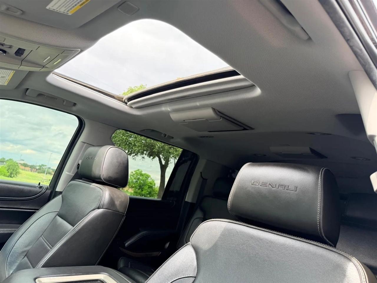 GMC Yukon XL  2018