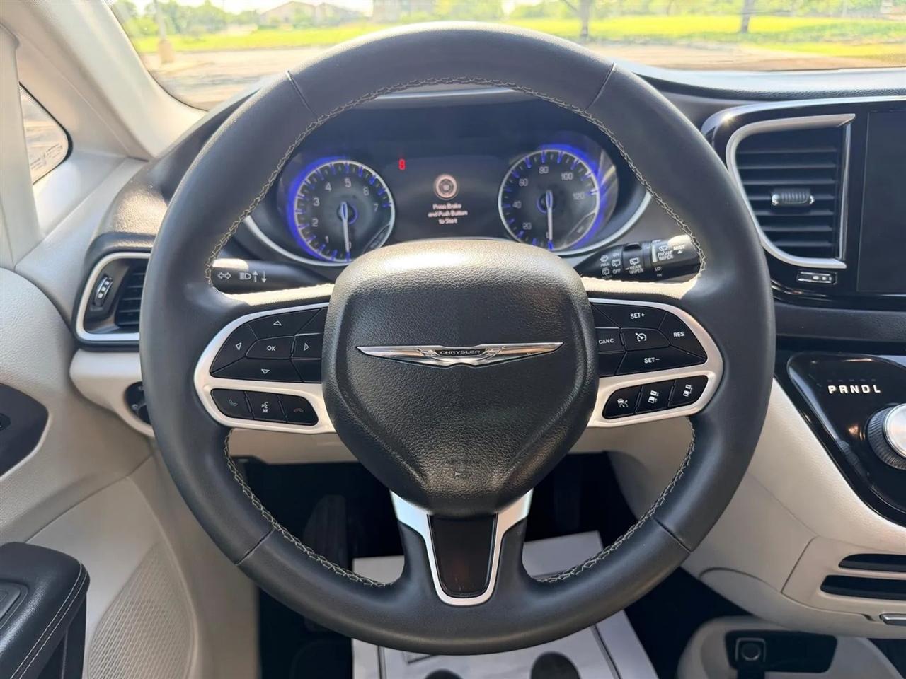 Chrysler Pacifica  2023