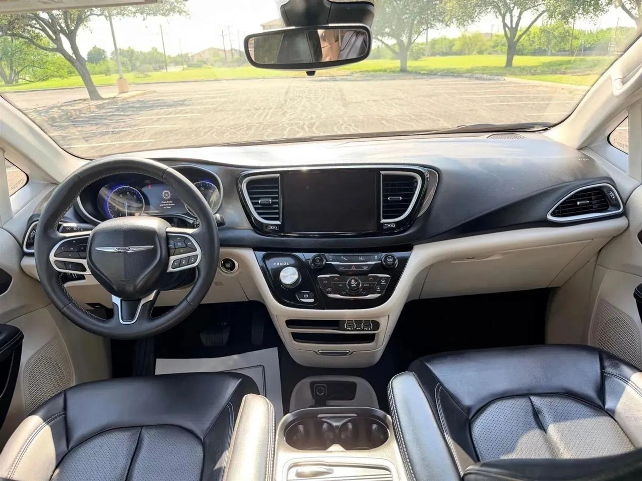 Chrysler Pacifica  2023