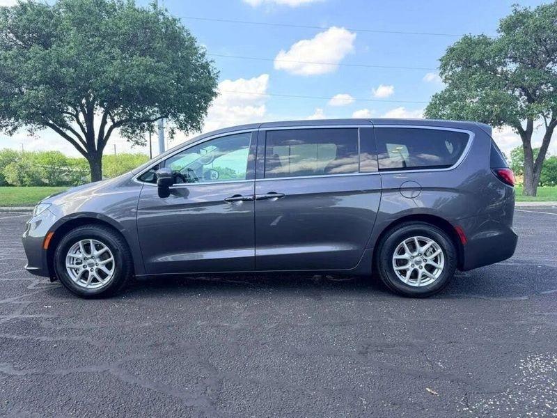 Chrysler Pacifica  2023