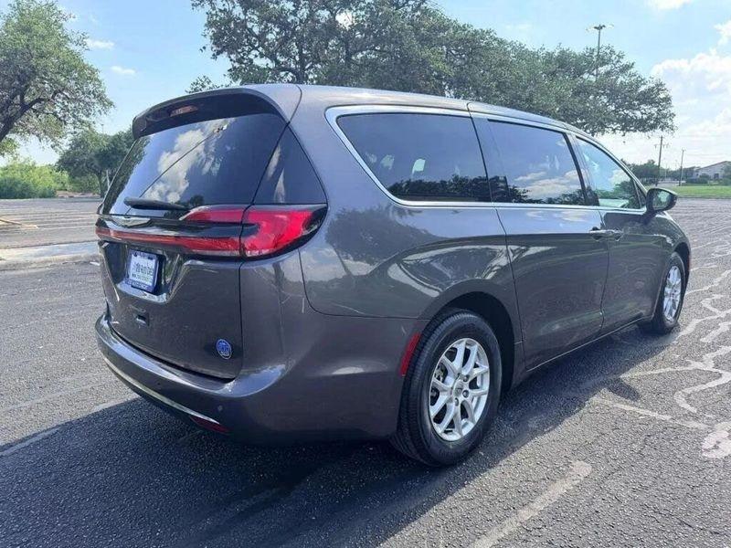 Chrysler Pacifica  2023