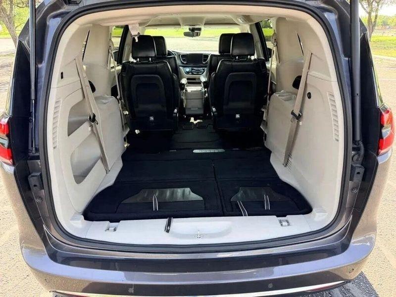 Chrysler Pacifica  2023