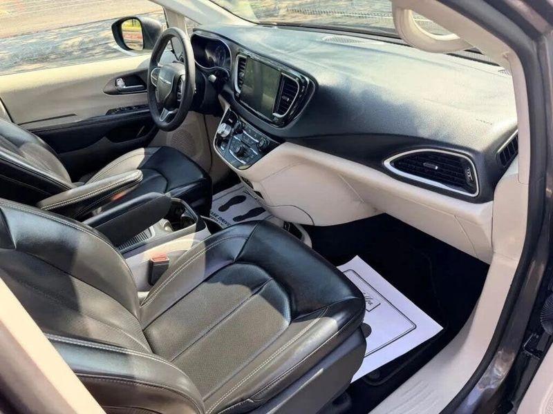 Chrysler Pacifica  2023