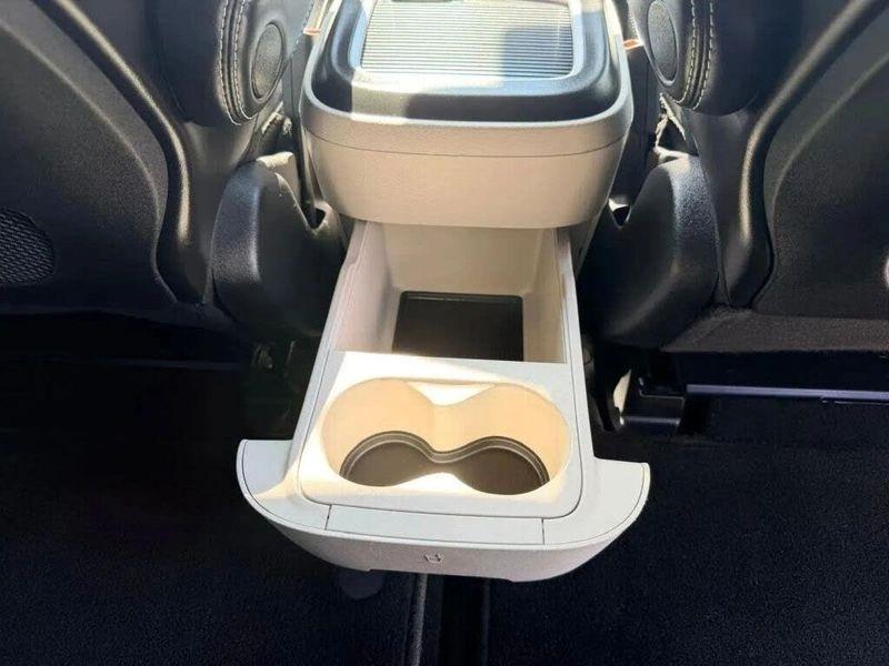 Chrysler Pacifica  2023