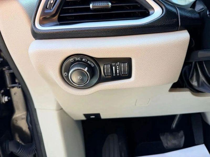 Chrysler Pacifica  2023