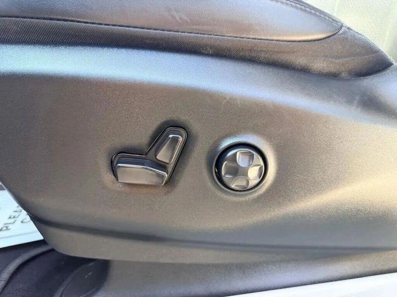 Chrysler Pacifica  2023