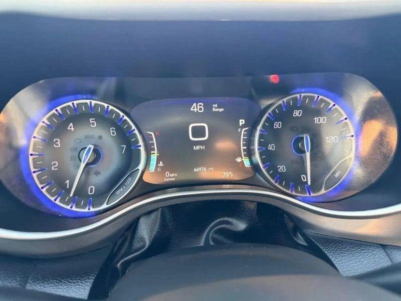 Chrysler Pacifica  2023