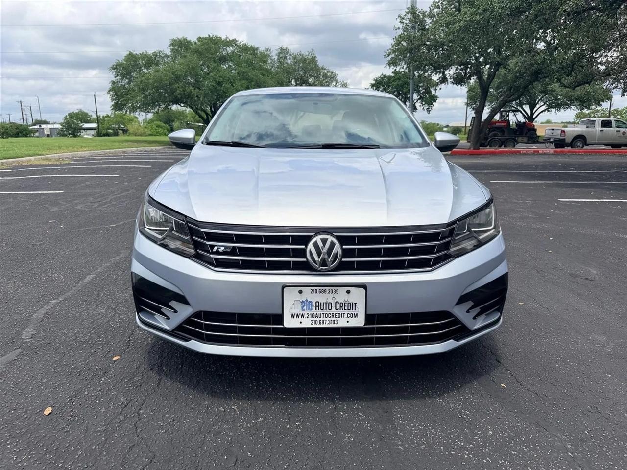 Volkswagen Passat  2017