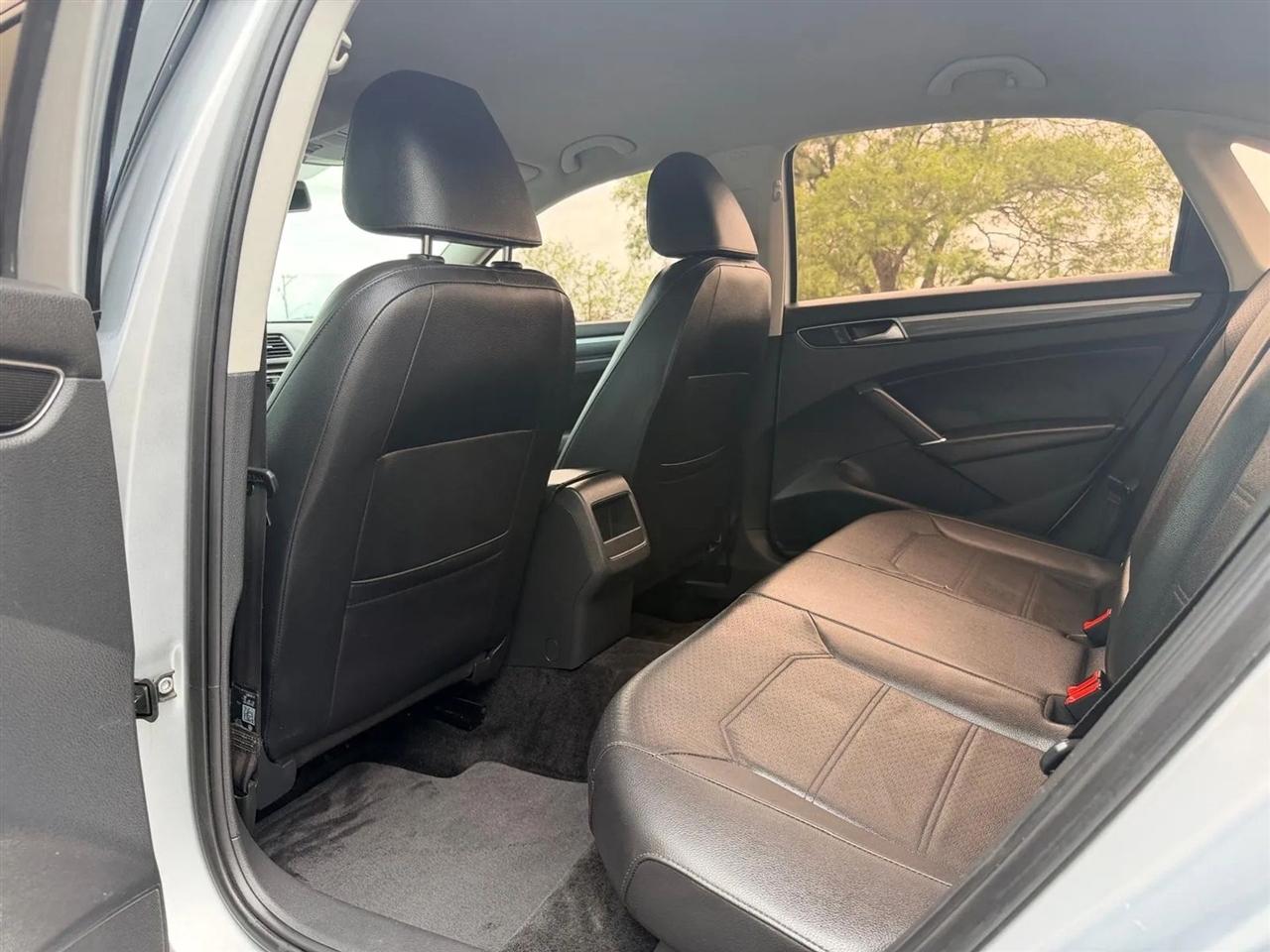 Volkswagen Passat  2017