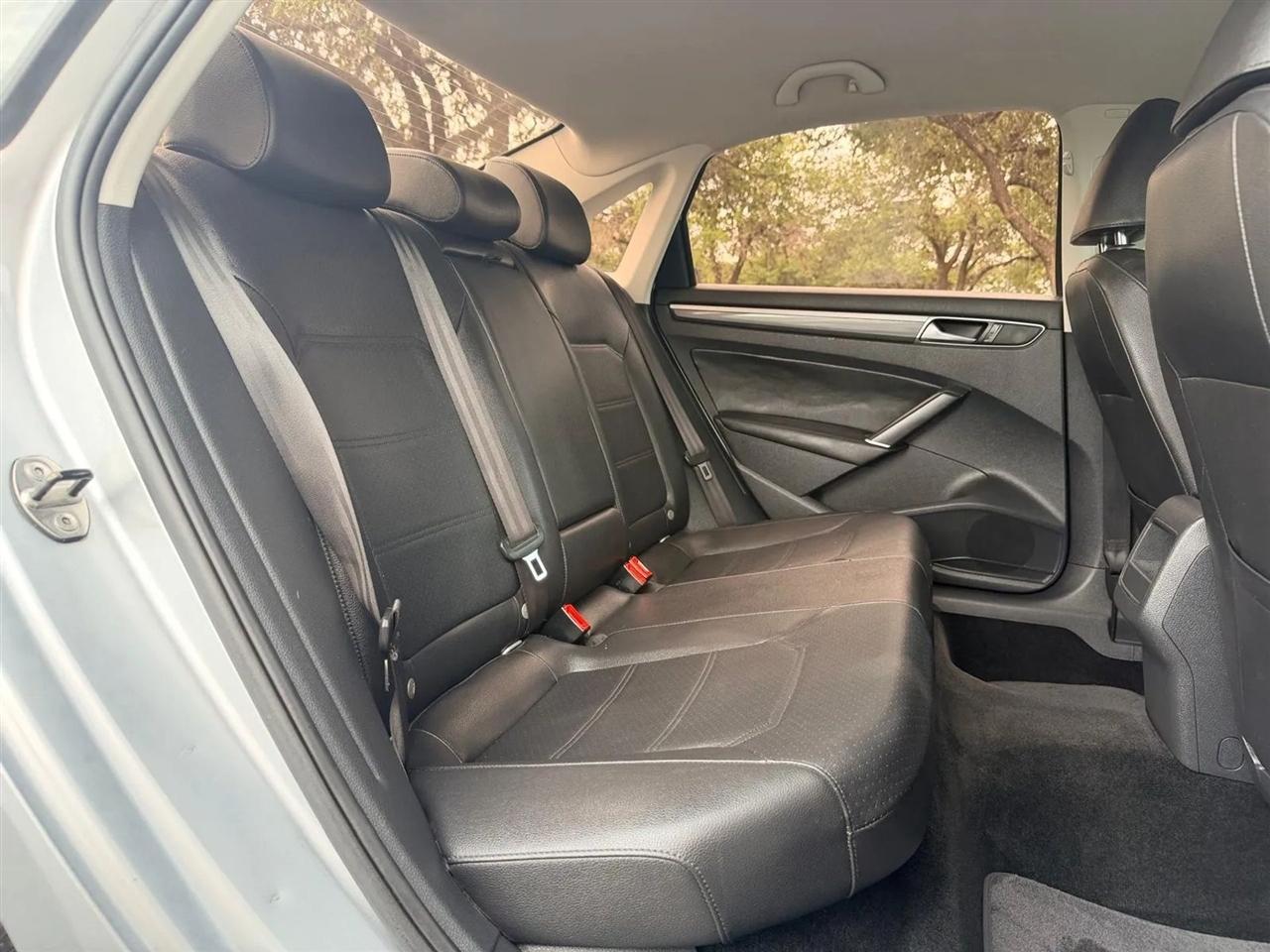 Volkswagen Passat  2017