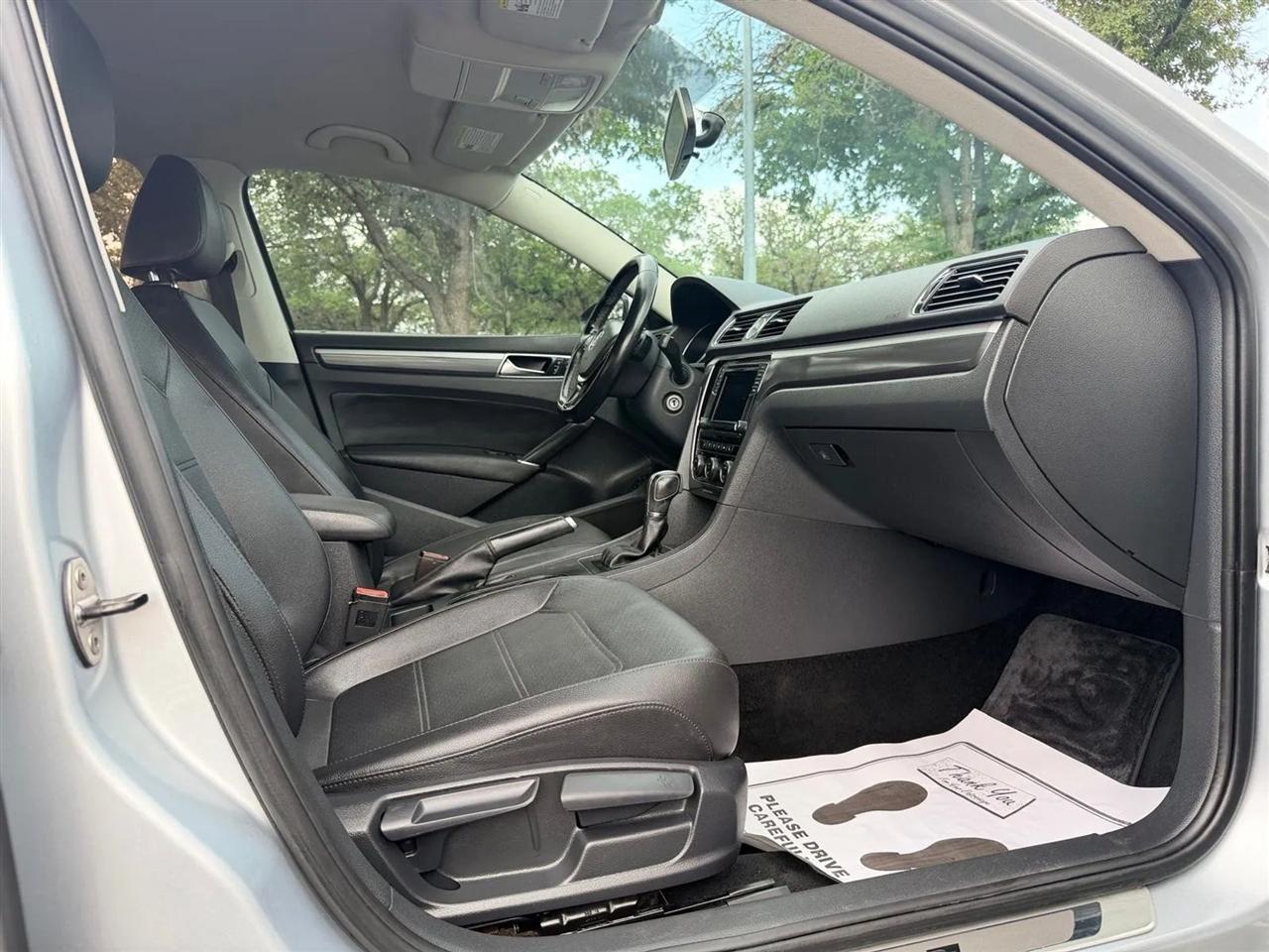 Volkswagen Passat  2017