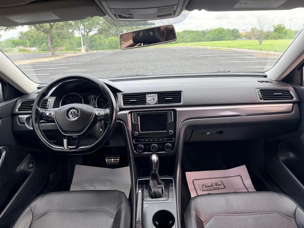 Volkswagen Passat  2017