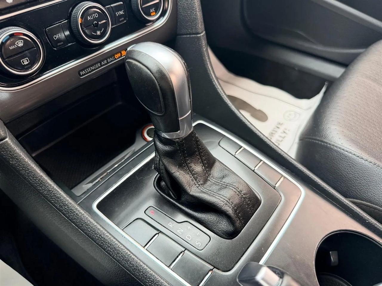 Volkswagen Passat  2017