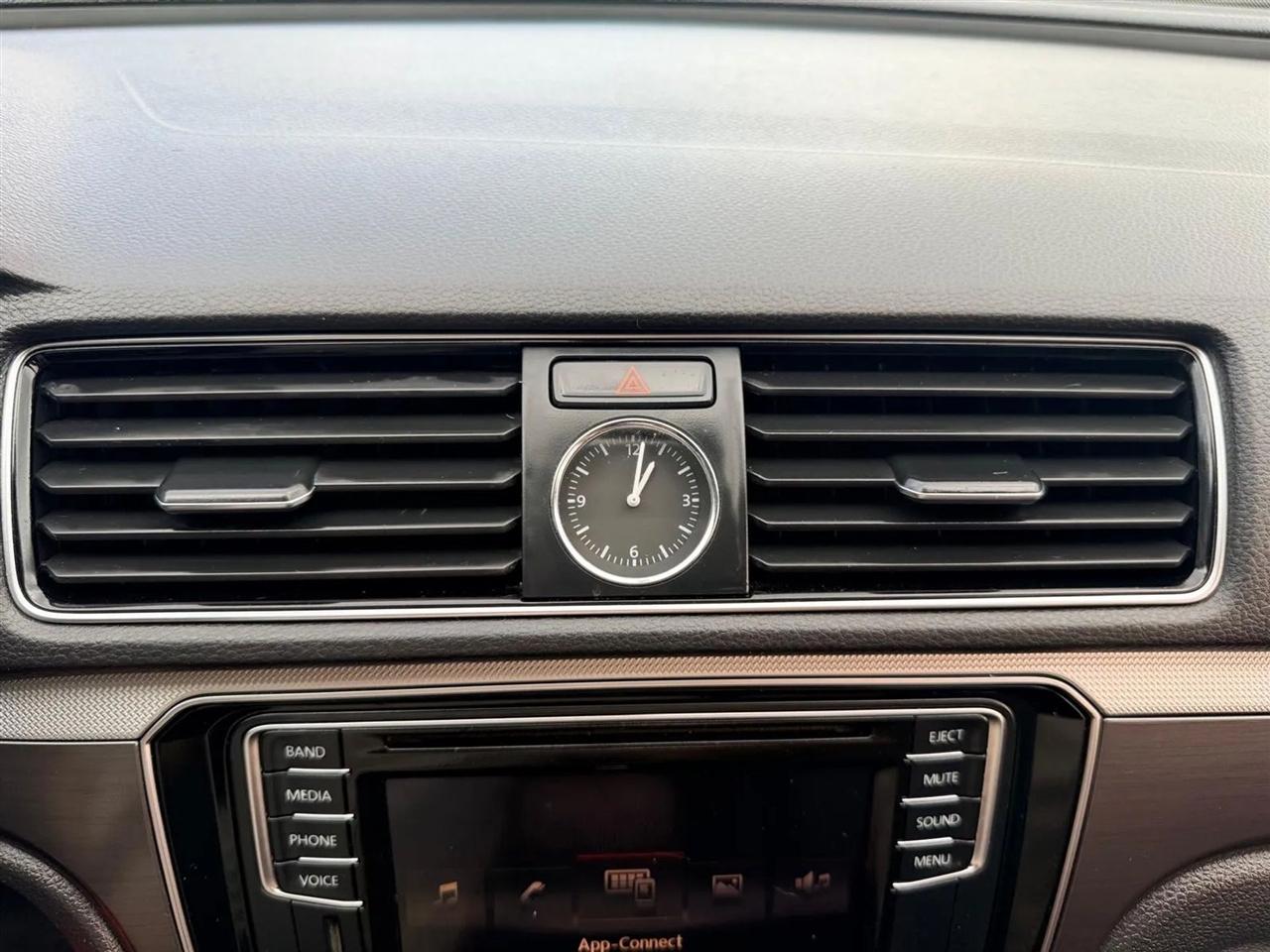 Volkswagen Passat  2017
