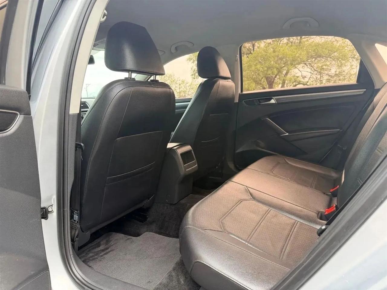 Volkswagen Passat  2017