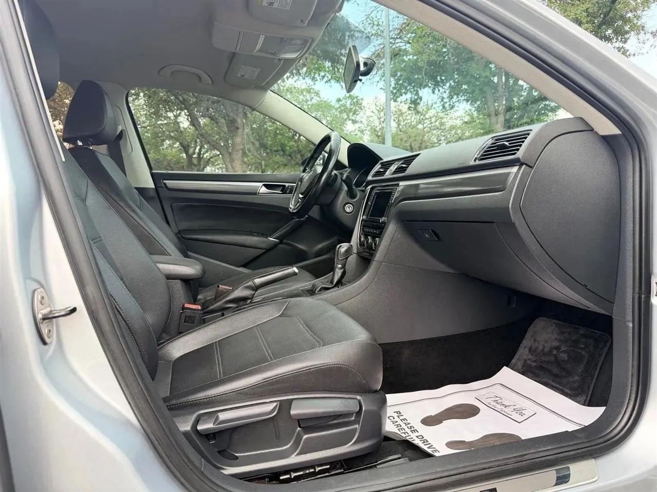 Volkswagen Passat  2017