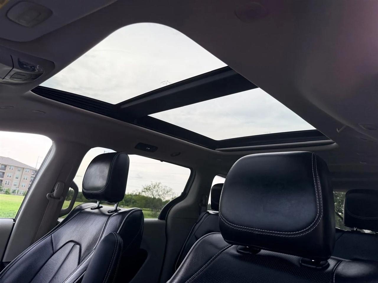 Chrysler Pacifica  2023