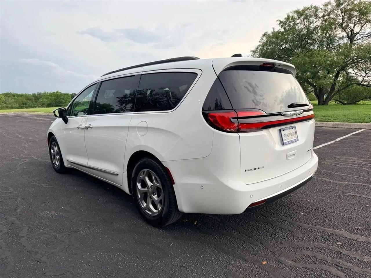 Chrysler Pacifica  2023