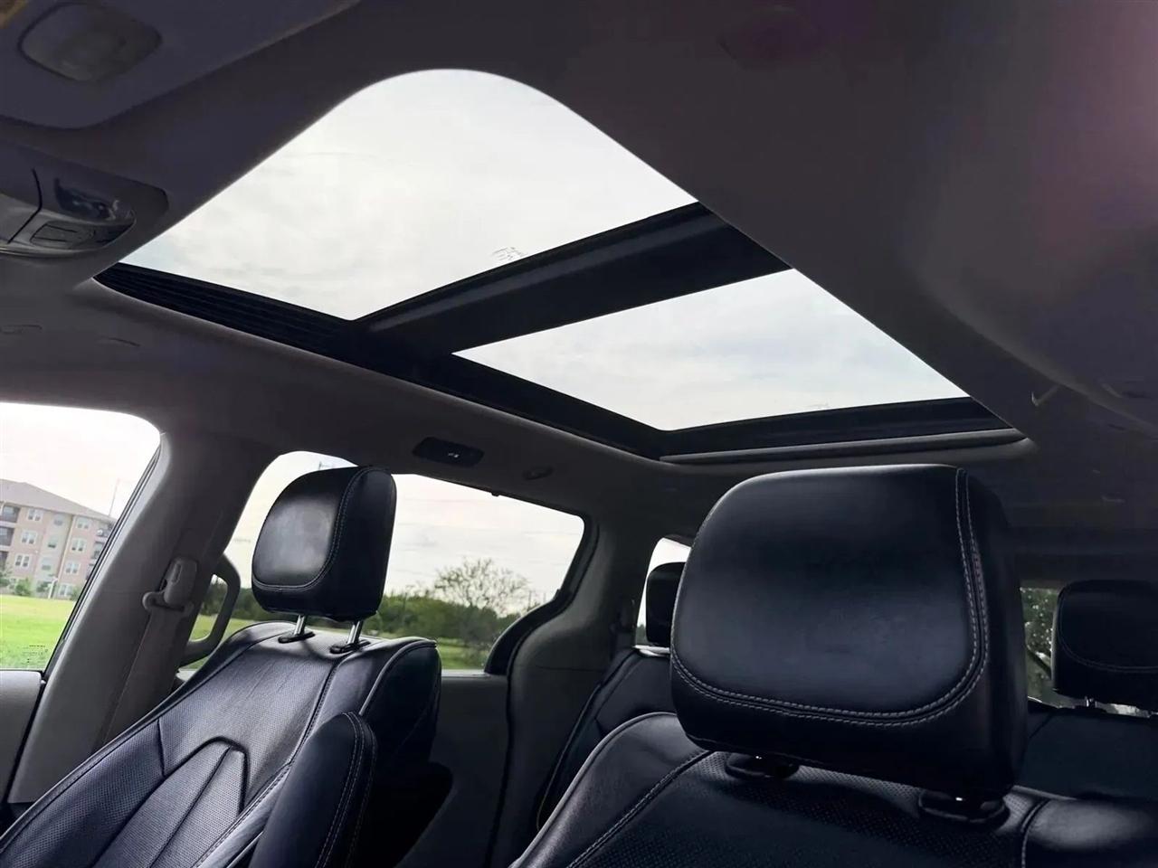 Chrysler Pacifica  2023