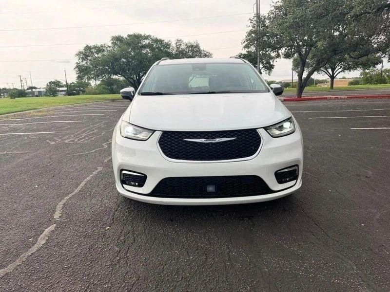Chrysler Pacifica  2023