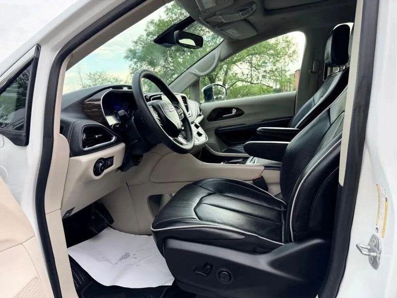 Chrysler Pacifica  2023
