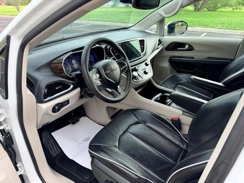 Chrysler Pacifica  2023