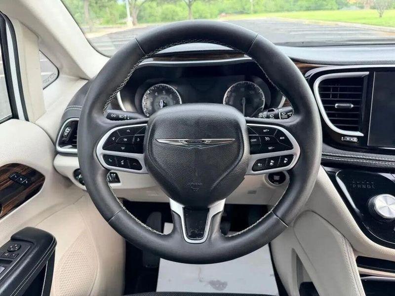 Chrysler Pacifica  2023
