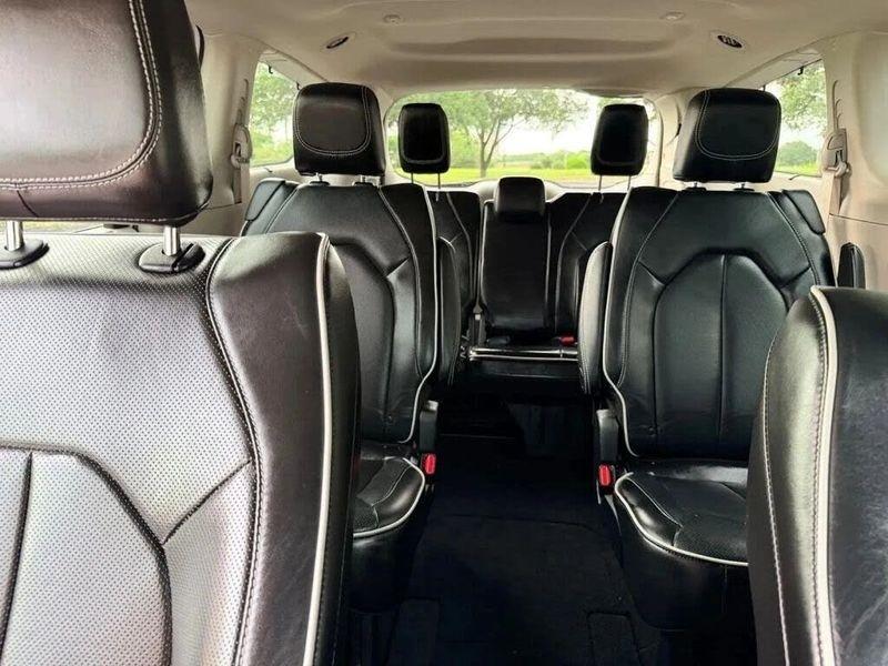 Chrysler Pacifica  2023