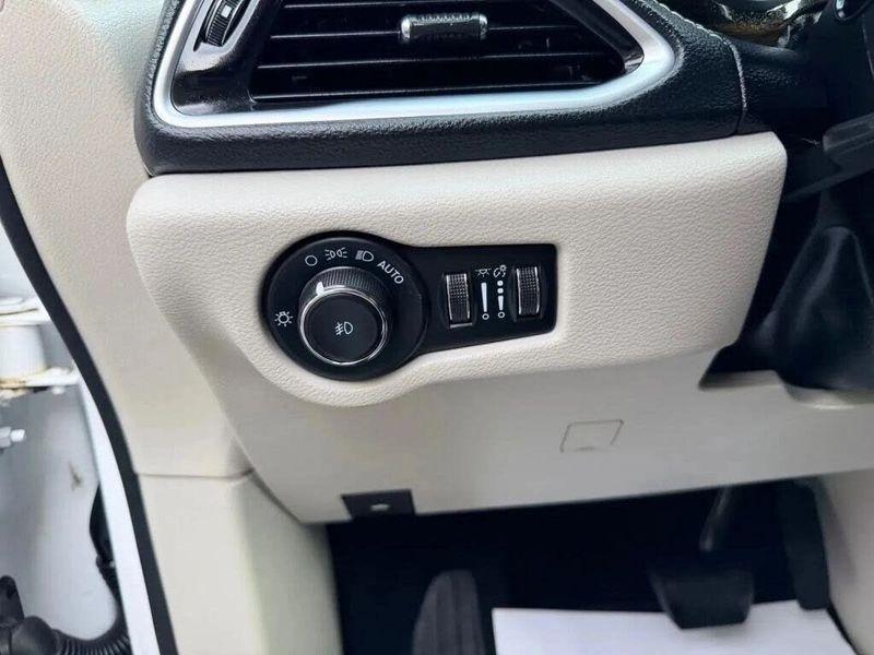 Chrysler Pacifica  2023