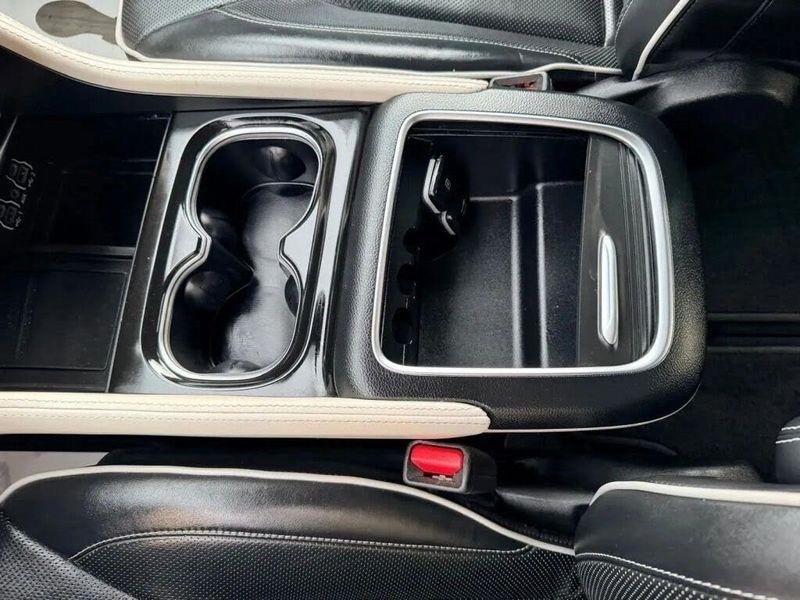 Chrysler Pacifica  2023