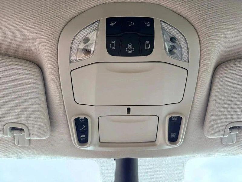 Chrysler Pacifica  2023