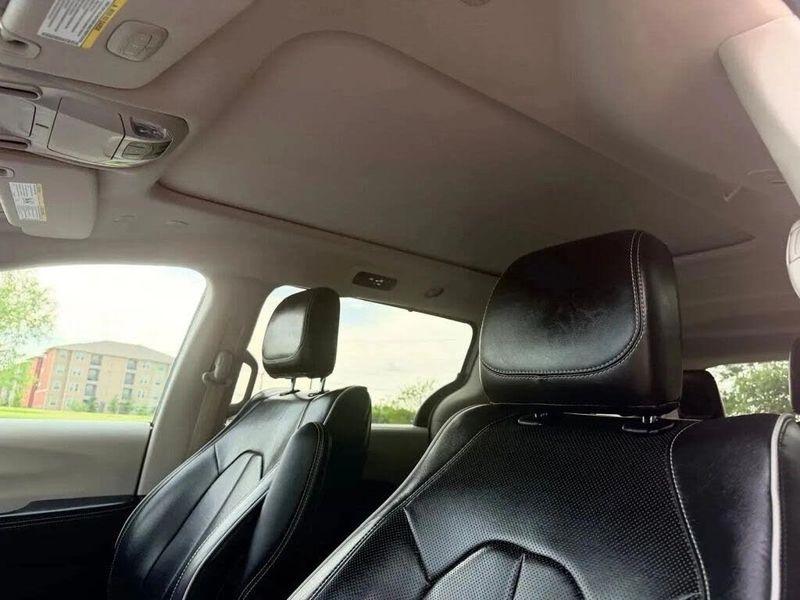 Chrysler Pacifica  2023