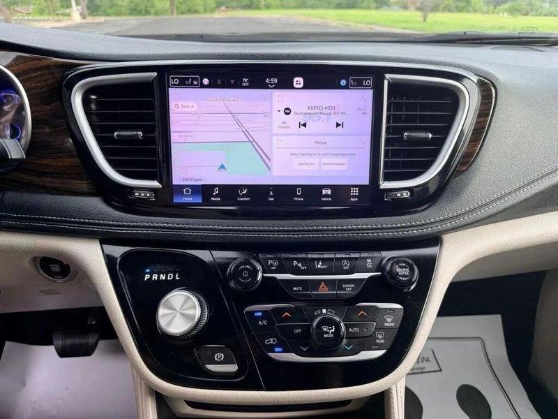 Chrysler Pacifica  2023