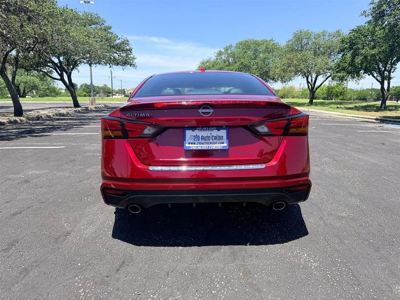 Nissan Altima  2023