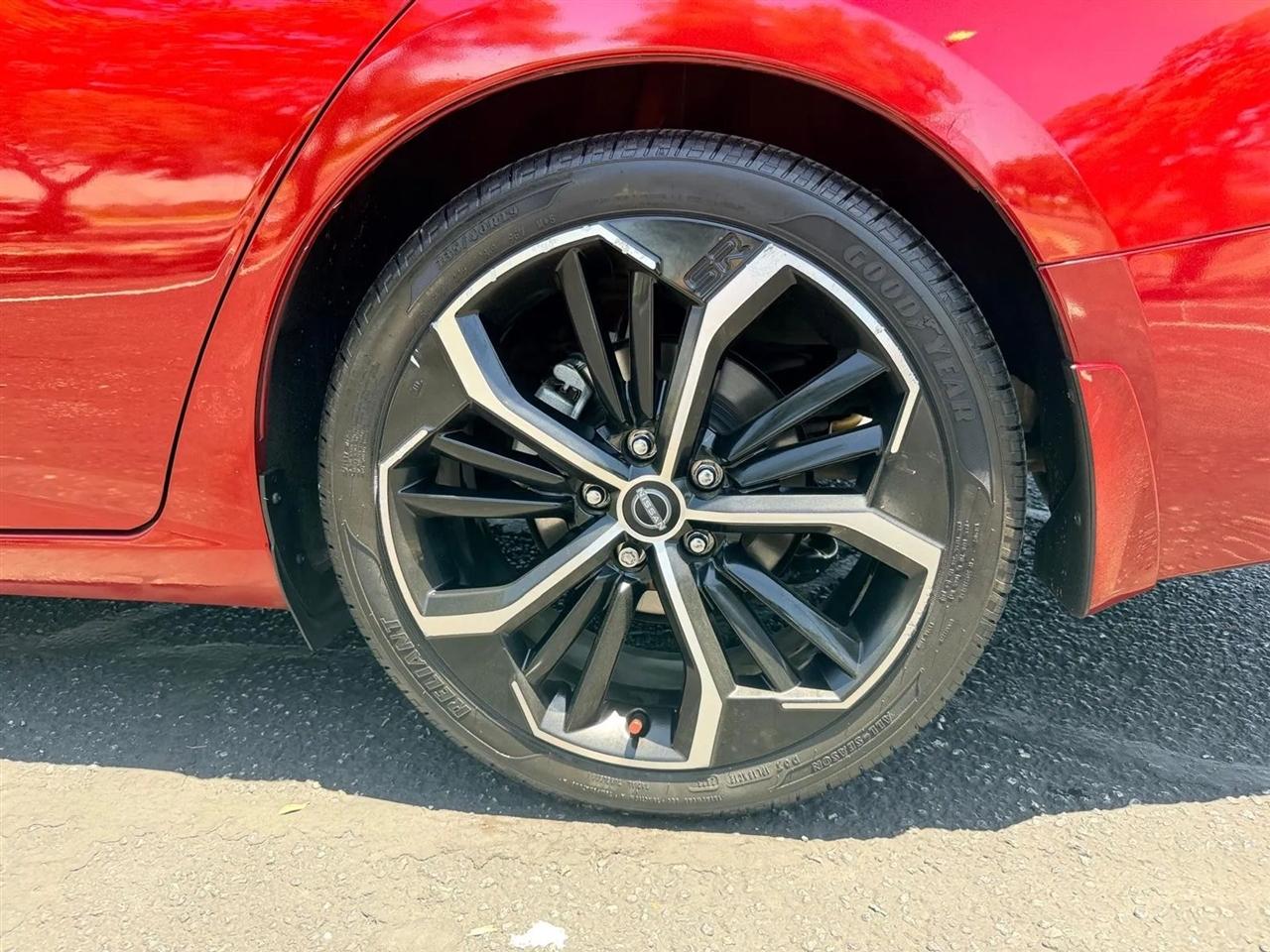 Nissan Altima  2023