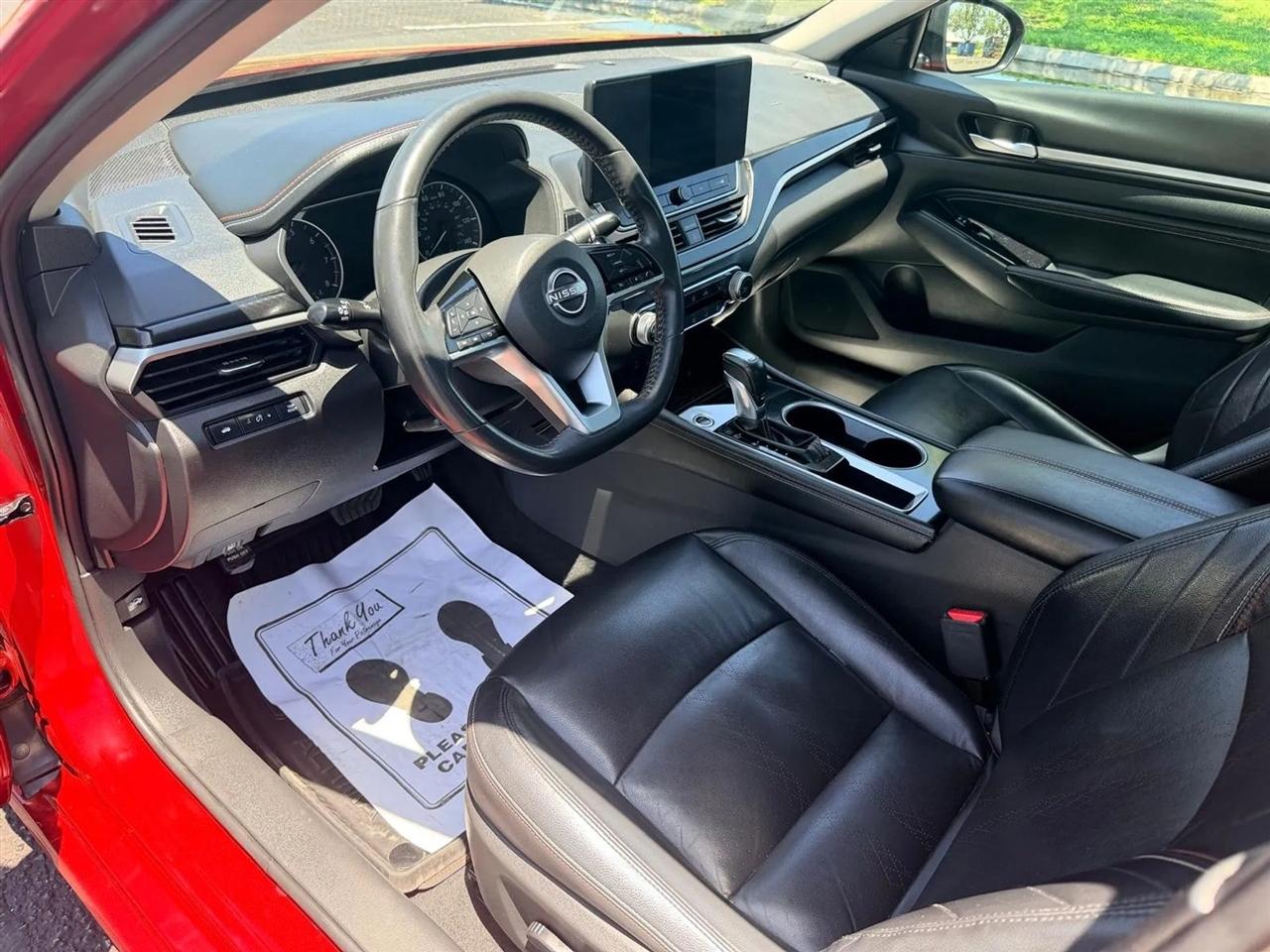 Nissan Altima  2023