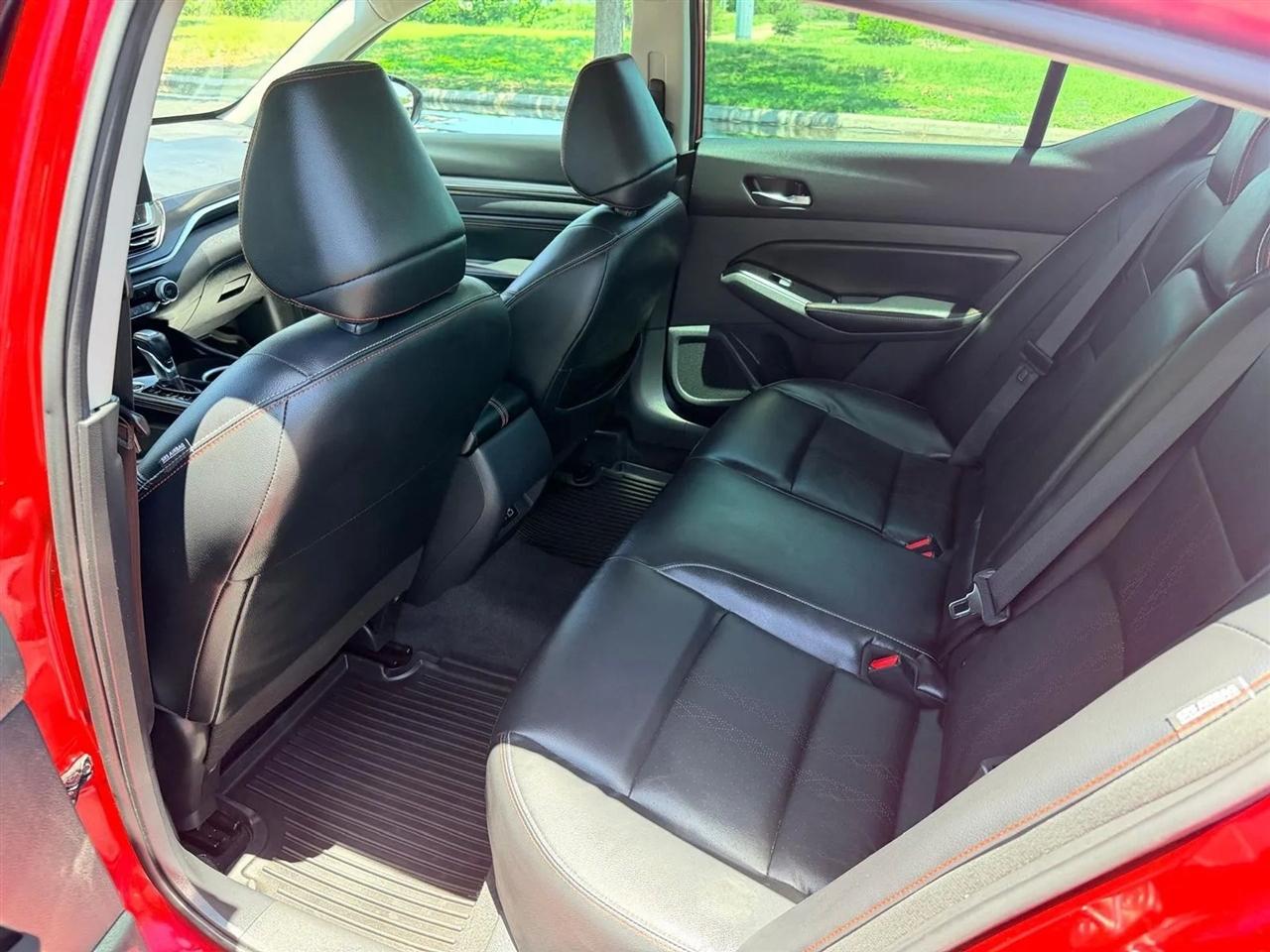 Nissan Altima  2023