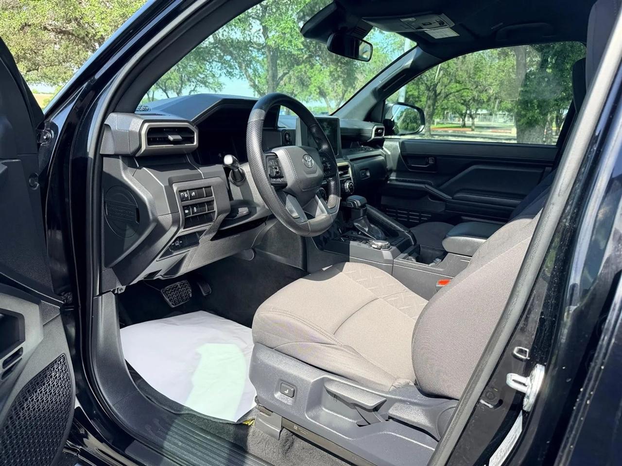 Toyota Tacoma  2025