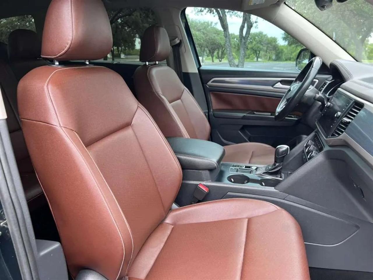 Volkswagen Atlas  2021