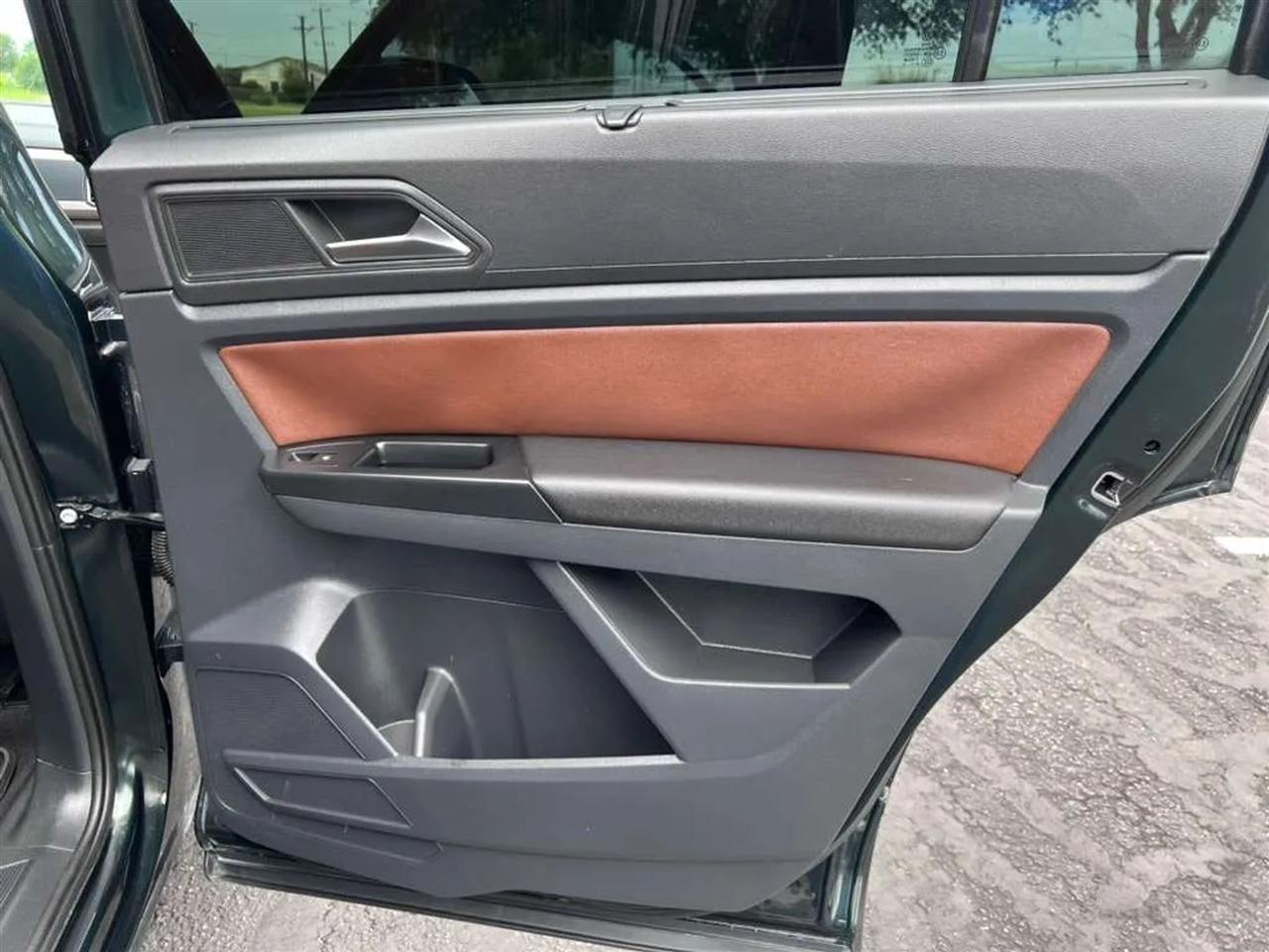 Volkswagen Atlas  2021
