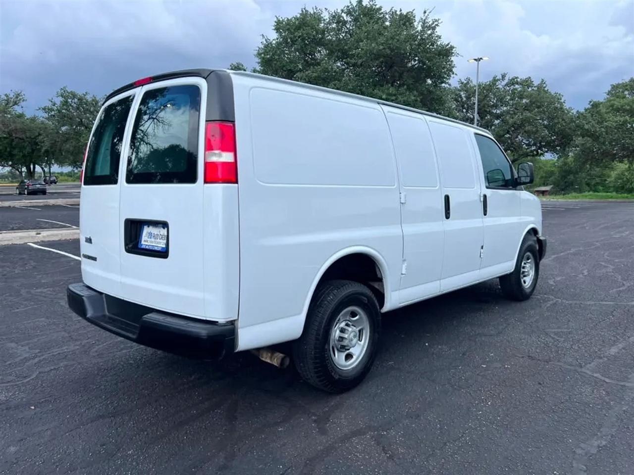 Chevrolet Express  2021