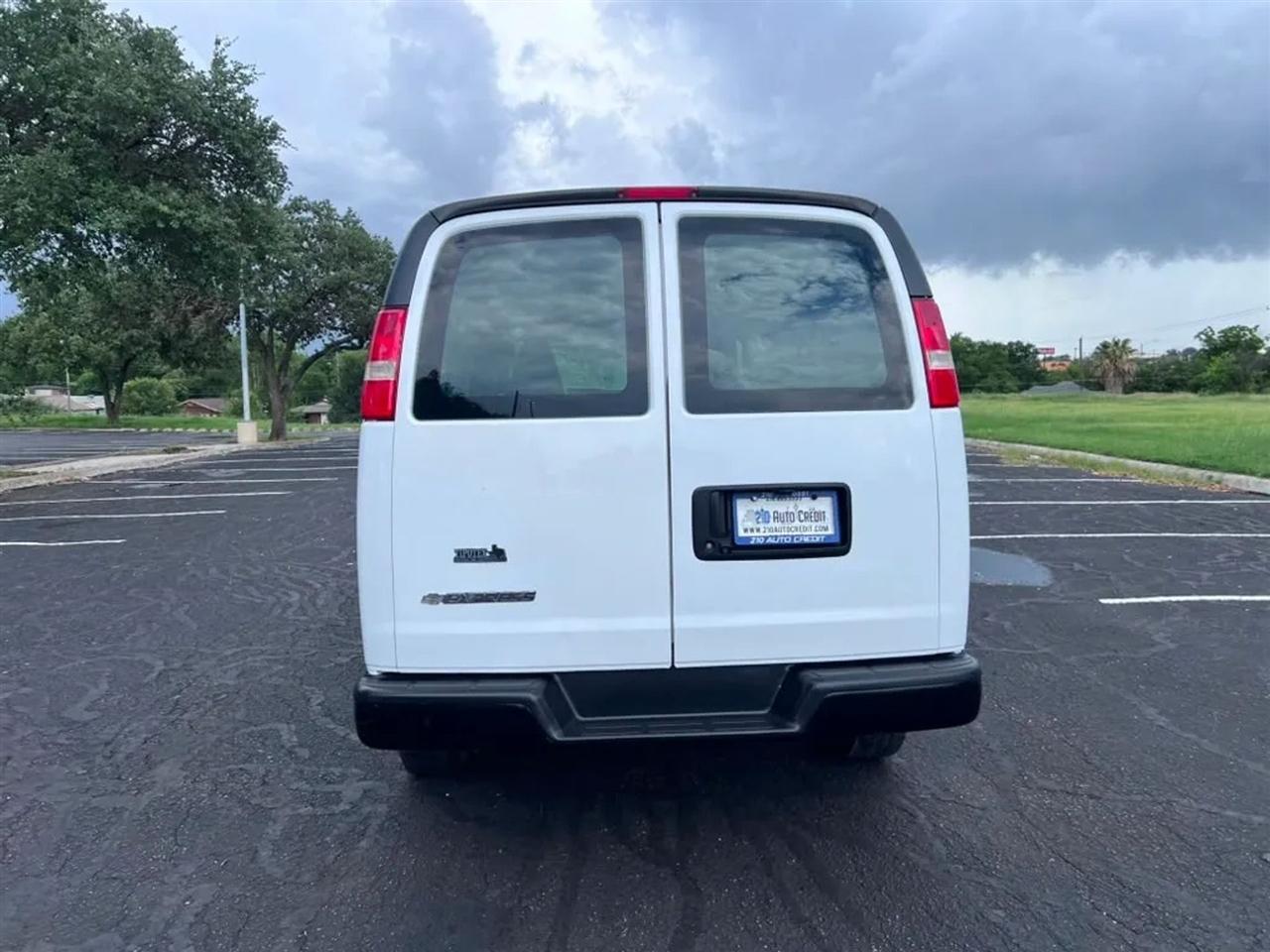 Chevrolet Express  2021