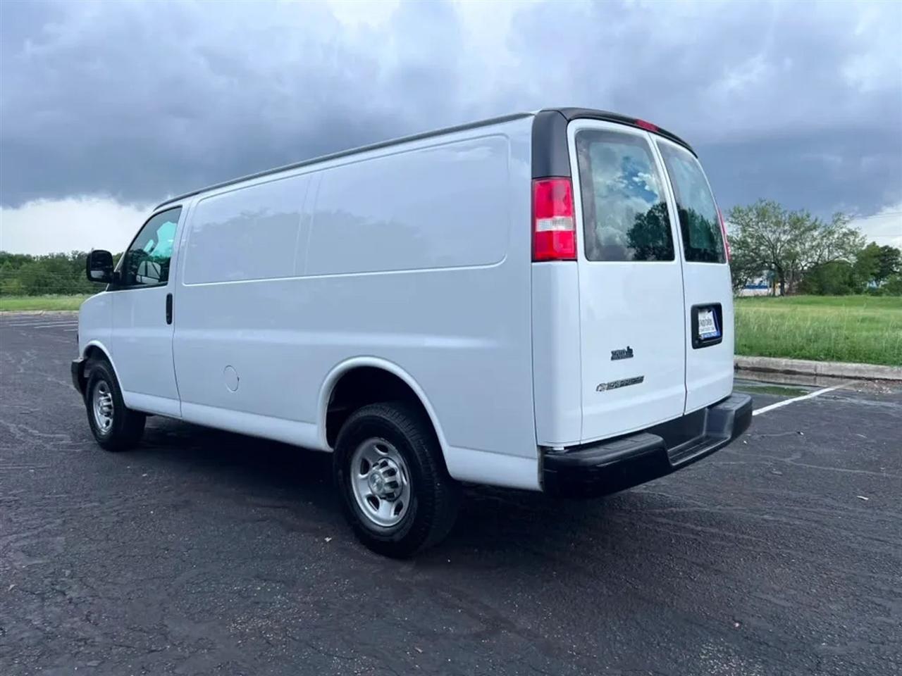 Chevrolet Express  2021